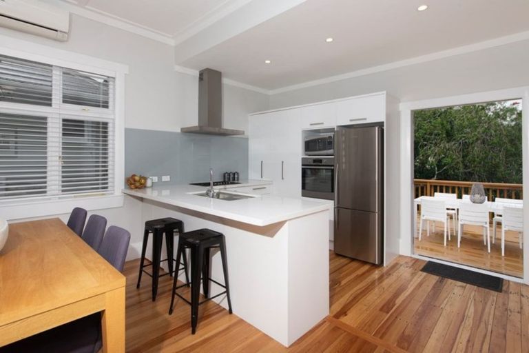 Photo of property in 8 Pine Street, Mount Eden, Auckland, 1041