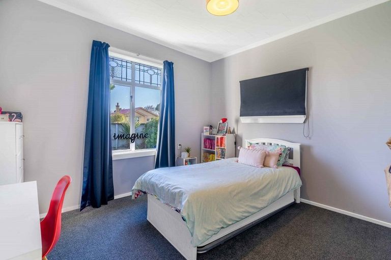 Photo of property in 23 Robertson Street, Richmond, Invercargill, 9810