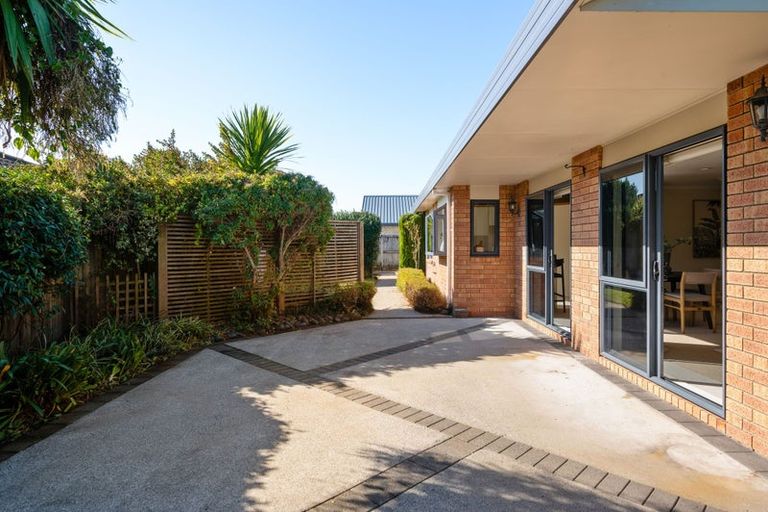 Photo of property in 23 Northmeadow Drive, Rototuna, Hamilton, 3210