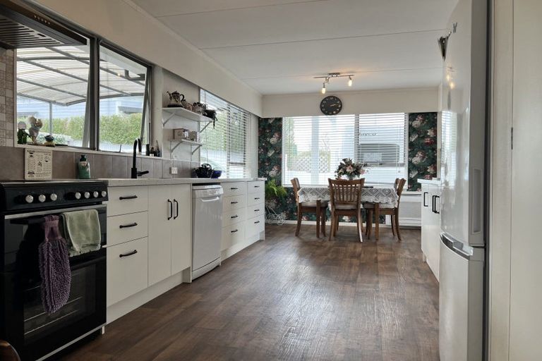 Photo of property in 3a Allan Street, Dannevirke, 4930