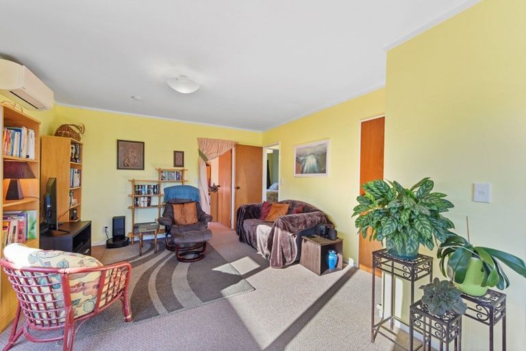 Photo of property in 3/48 Tennyson Crescent, Stoke, Nelson, 7011