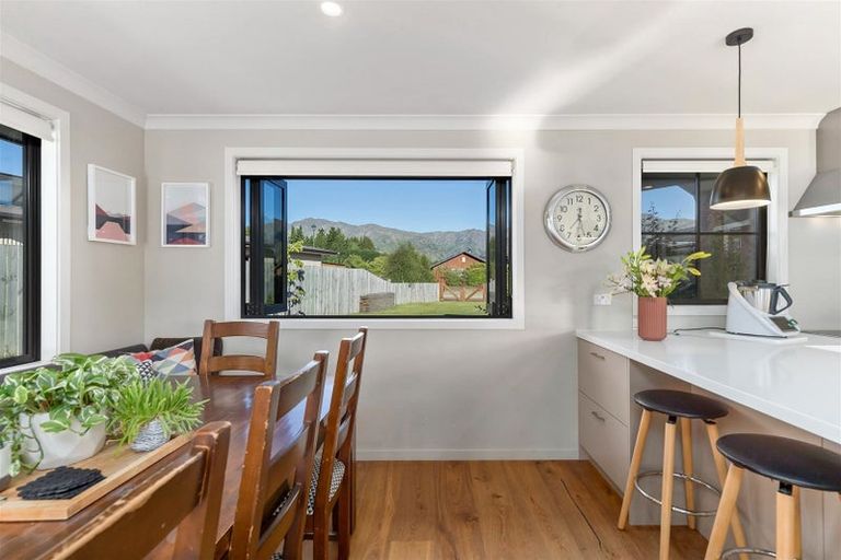 Photo of property in 54 Charles Court, Lake Hawea, Wanaka, 9382