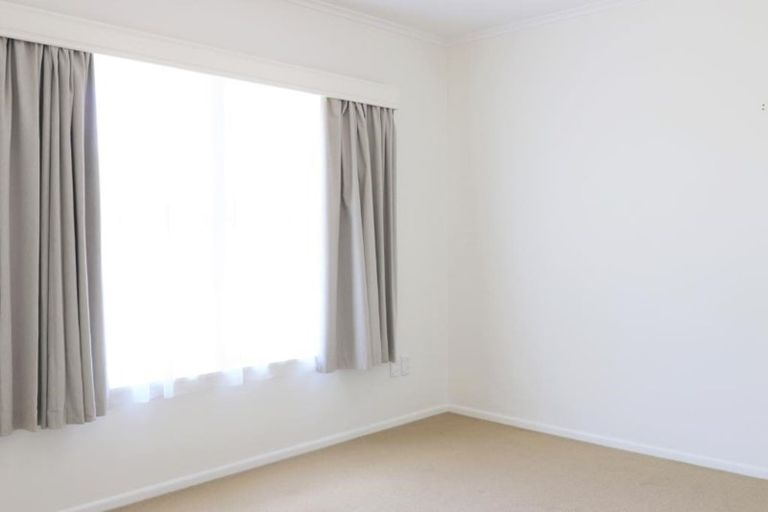 Photo of property in 4/54a Northboro Road, Belmont, Auckland, 0622