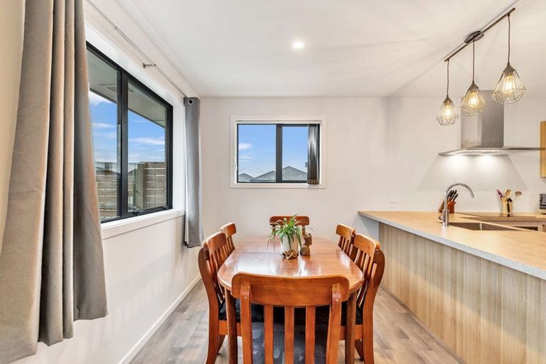 Photo of property in 14 Nathaniel Archer Street, Woodend, 7610