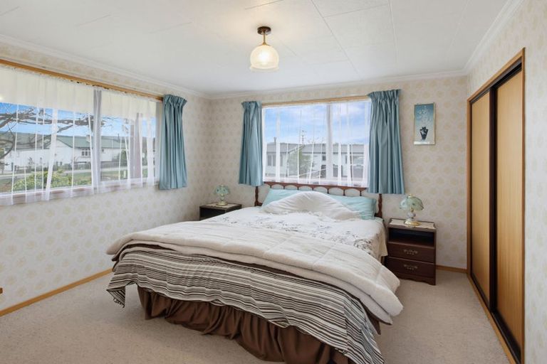 Photo of property in 18 Blaydon Street, Waikaia, 9778