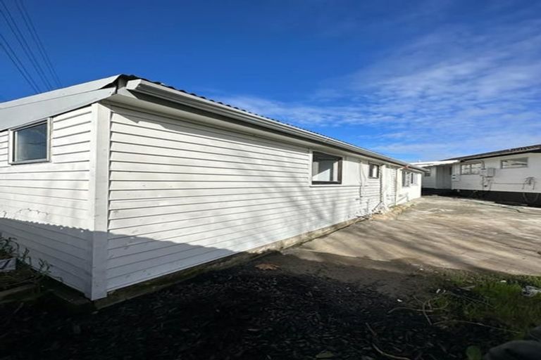Photo of property in 4 Serrano Place, Clover Park, Auckland, 2023