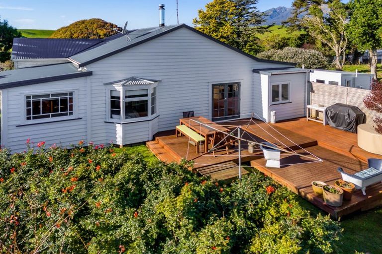 Photo of property in 272 Saunders Road, Okato, New Plymouth, 4381