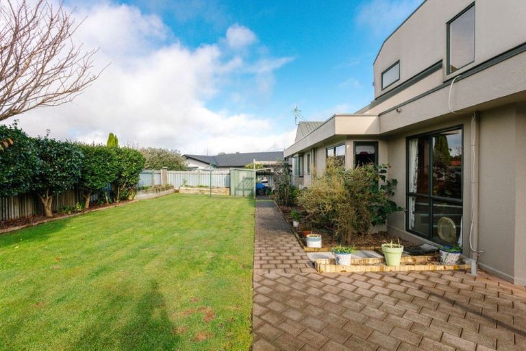 Photo of property in 24 Ruahine Street, Dannevirke, 4930