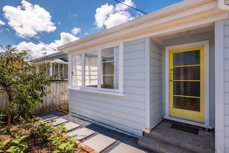 Photo of property in 24 Tory Street, Petone, Lower Hutt, 5012