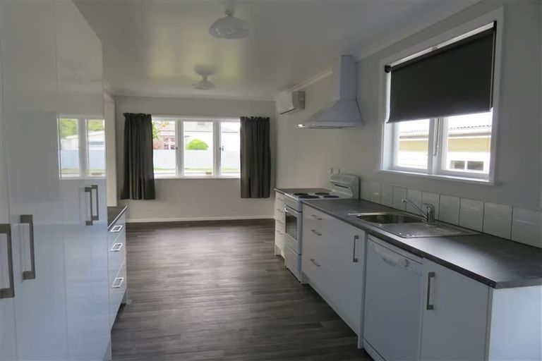 Photo of property in 300 Gascoigne Street, Raureka, Hastings, 4120