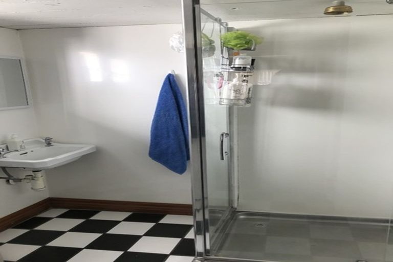 Photo of property in 38 Cranmer Square, Christchurch Central, Christchurch, 8013