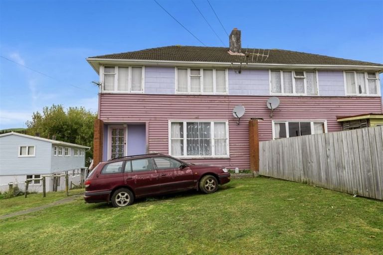 Photo of property in 78-80 Leicester Street, Cannons Creek, Porirua, 5024