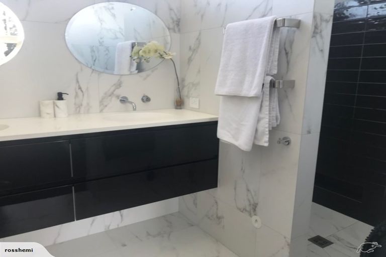 Photo of property in 124a Beerescourt Road, Beerescourt, Hamilton, 3200