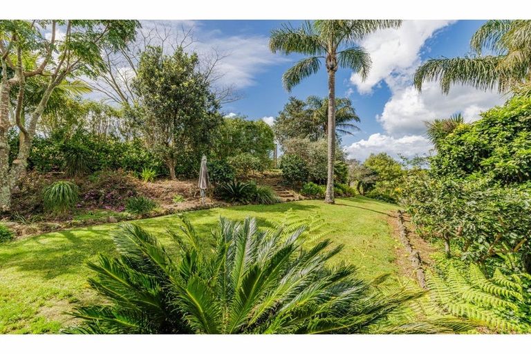 Photo of property in 33a Skudders Beach Road, Kerikeri, 0294