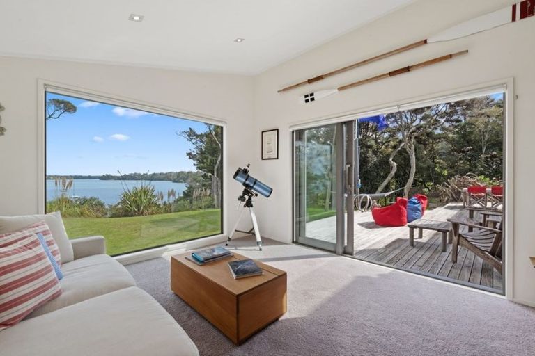 Photo of property in 167 Attwood Road, Paremoremo, Auckland, 0632