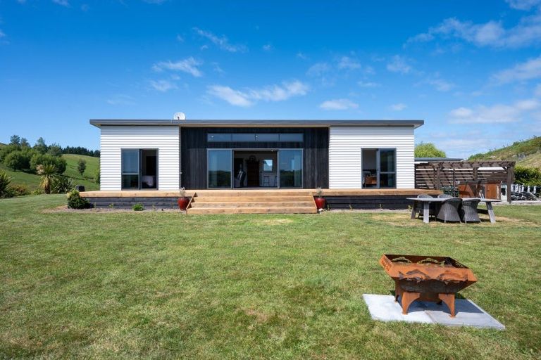 Photo of property in 44 Timoti Road, Waimarama, Havelock North, 4294