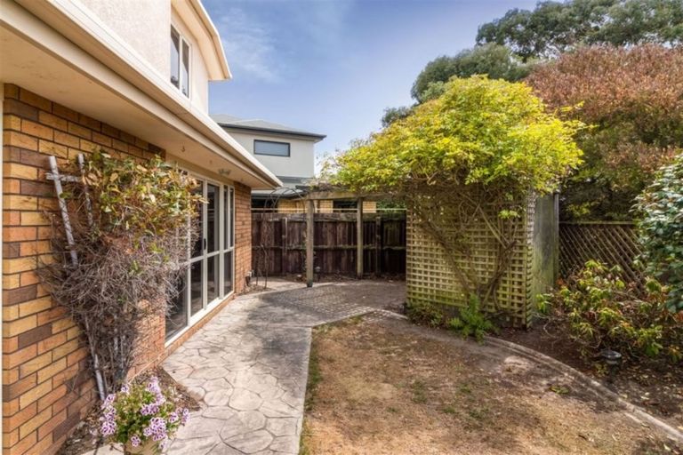 Photo of property in 15a Fieldmoor Place, Parklands, Christchurch, 8083