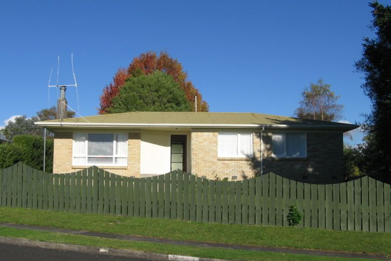 Photo of property in 1 Cobham Crescent, Tokoroa, 3420