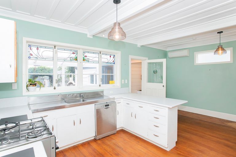 Photo of property in 436 Aberdeen Road, Gisborne, 4010