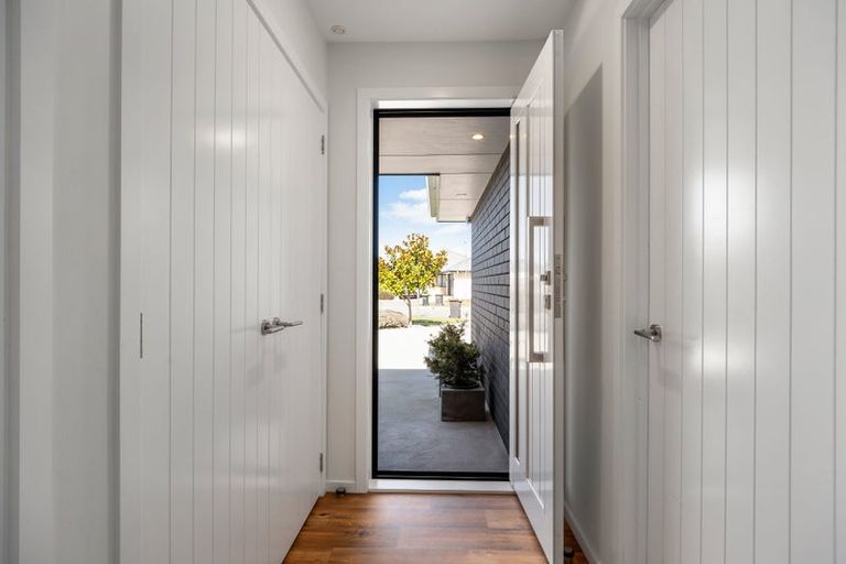 Photo of property in 18 Merino Street, Marshland, Christchurch, 8083