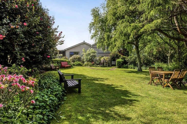 Photo of property in 41 Ball Road, Kakaramea, Patea, 4598