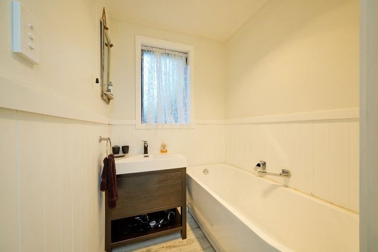 Photo of property in 73 Churchill Street, Kaikoura, 7300