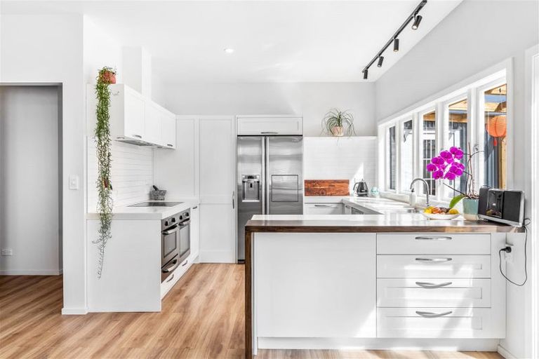 Photo of property in 81 Oxford Street, Lansdowne, Masterton, 5810