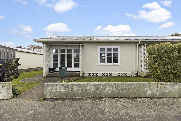 Photo of property in 3/5 Ward Street, Palmerston North, 4410