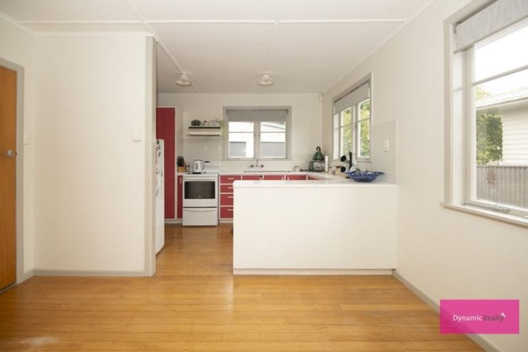 Photo of property in 38 Kettle Avenue, Awapuni, Palmerston North, 4412