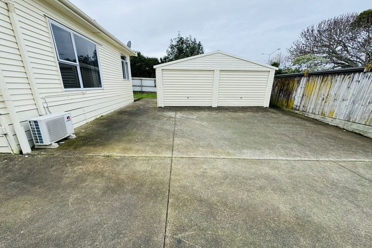 Photo of property in 90a Alfriston Road, Manurewa East, Auckland, 2102