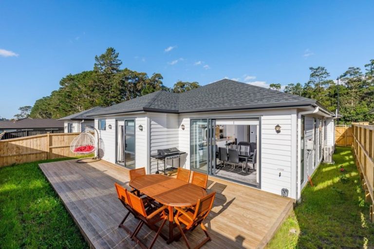 Photo of property in 91 Nobilo Road, Kumeu, 0810