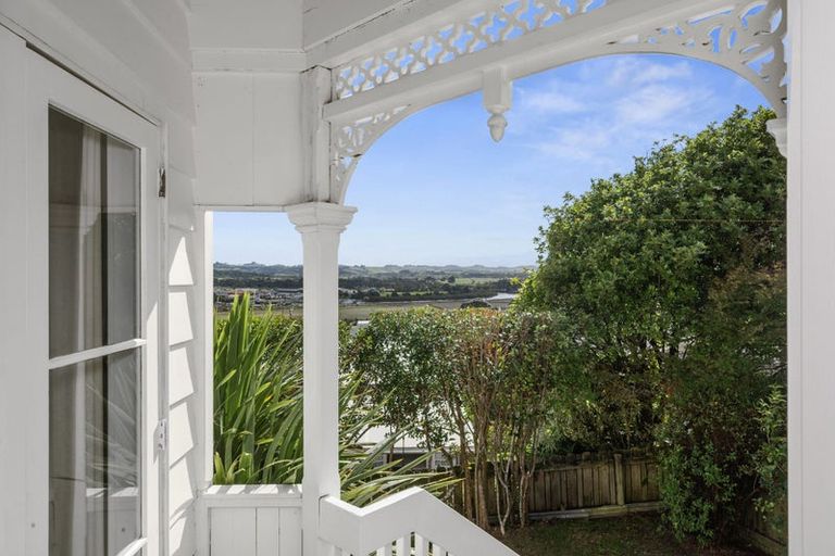 Photo of property in 1a Captain Street, Helensville, 0800