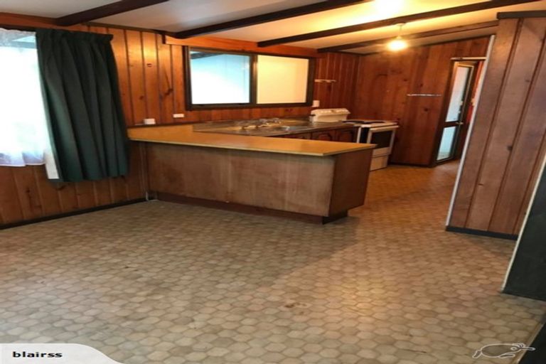 Photo of property in 5 Camellia Avenue, Bell Block, New Plymouth, 4312