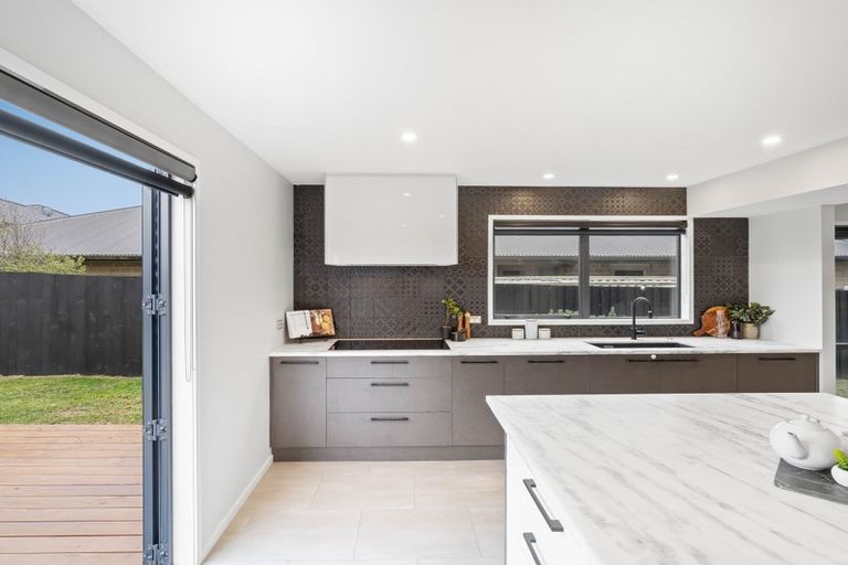 Photo of property in 51 Eastwood Rise, Waimairi Beach, Christchurch, 8083