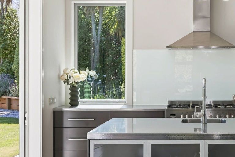 Photo of property in 28 Sam John Place, Lake Hawea, 9382