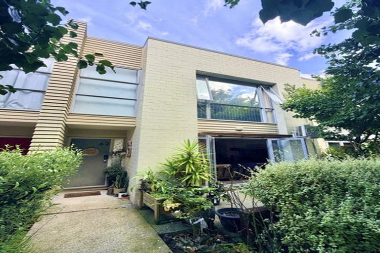 Photo of property in 62 Kuaka Drive, Takanini, 2112