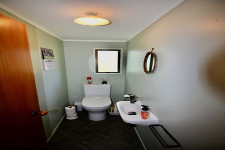 Photo of property in 52 Centennial Drive, Whitianga, 3510