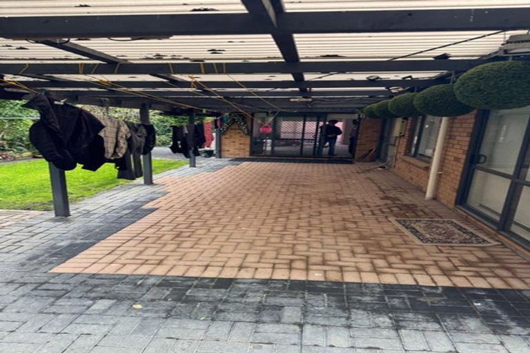 Photo of property in 54 Magic Way, Randwick Park, Auckland, 2105