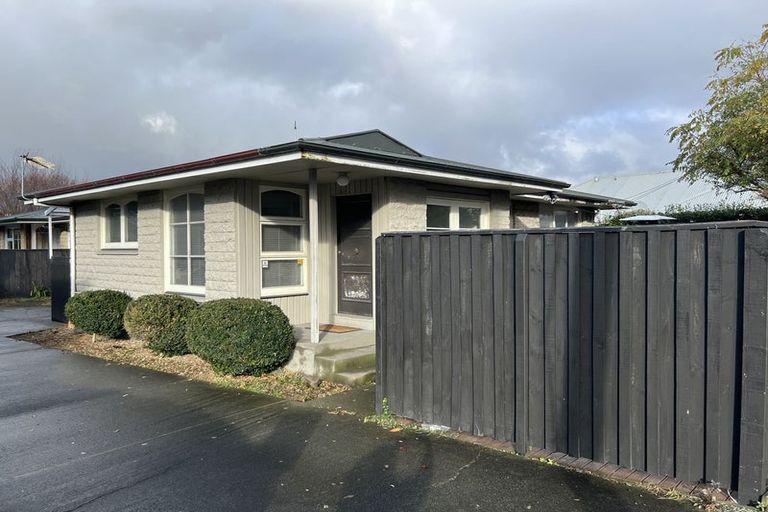 Photo of property in 1/164 Avonhead Road, Avonhead, Christchurch, 8042