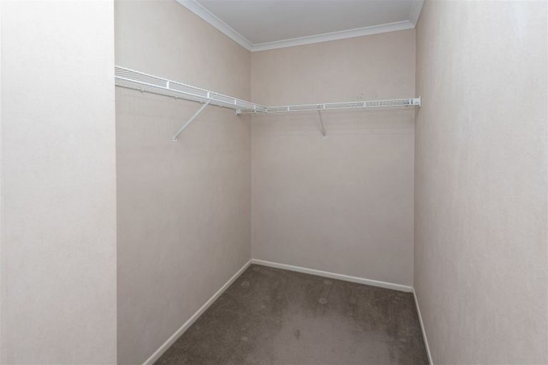 Photo of property in 96 Redcastle Drive, East Tamaki, Auckland, 2013