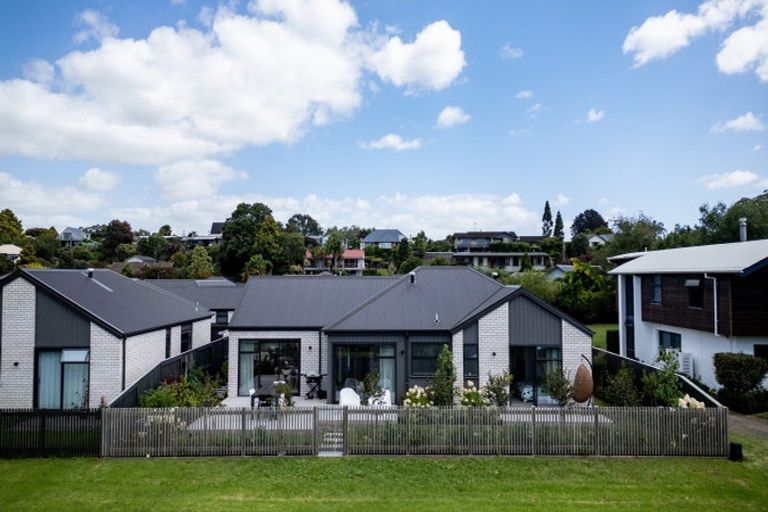 Photo of property in 1b Fairburn Place, Leamington, Cambridge, 3432