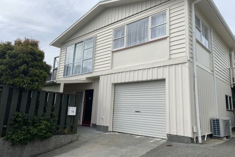 Photo of property in 14 Carluke Street, Paparangi, Wellington, 6037