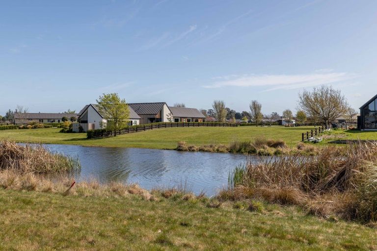 Photo of property in 3 Mara-kai Place, Pegasus, 7612