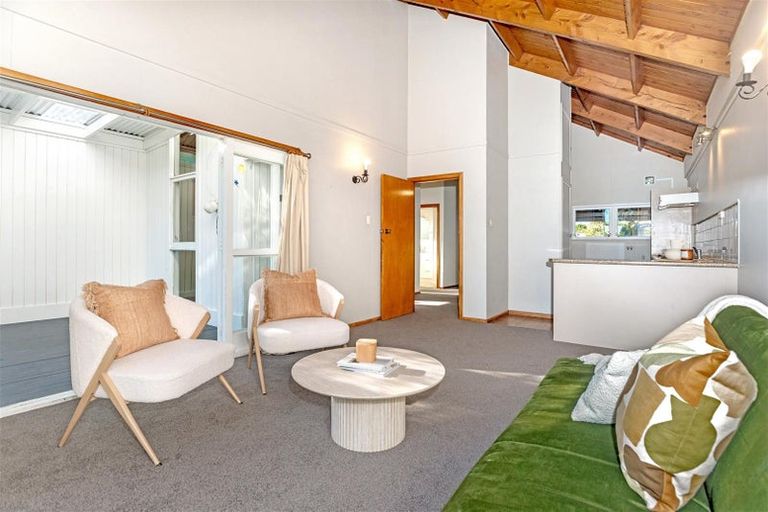 Photo of property in 28 De Lautour Road, Inner Kaiti, Gisborne, 4010