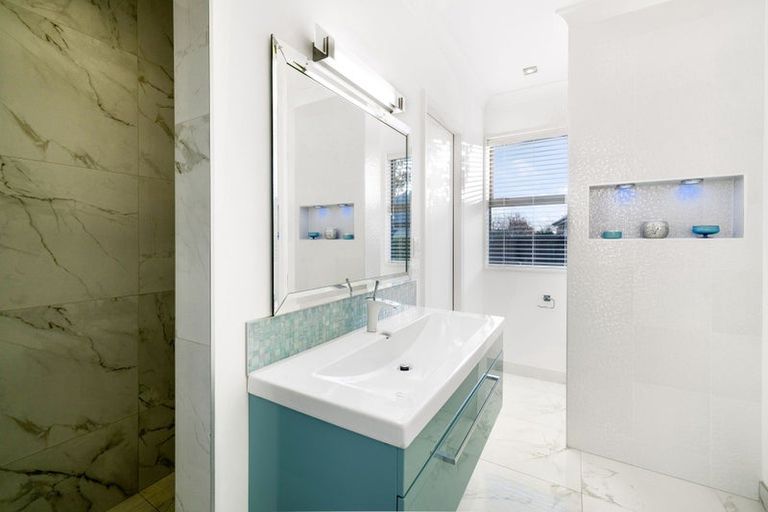 Photo of property in 11 Frisby Drive, West Melton, 7618