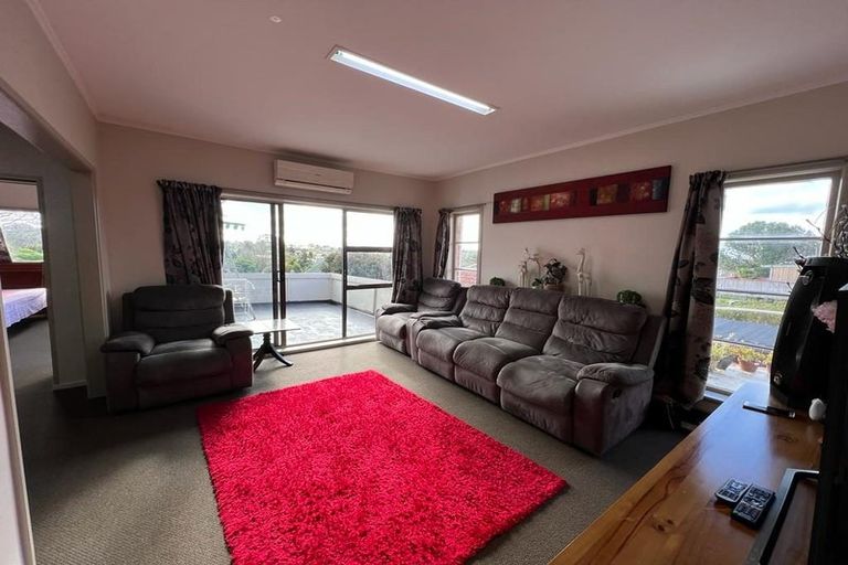 Photo of property in 1/165 Titirangi Road, New Lynn, Auckland, 0600