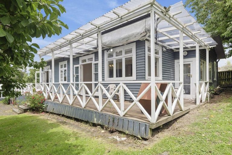 Photo of property in 2 Pukehangi Road, Pukehangi, Rotorua, 3015