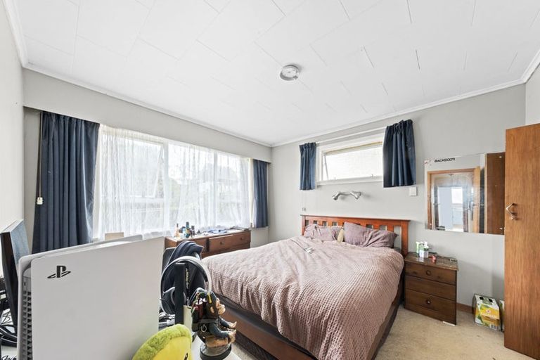 Photo of property in 16 Mayne Street, Waitara, 4320