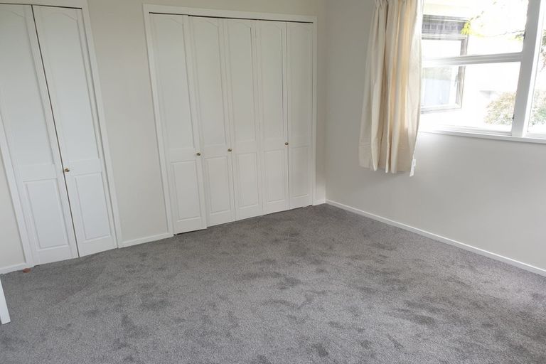 Photo of property in 32 Juniper Road, Sunnynook, Auckland, 0620