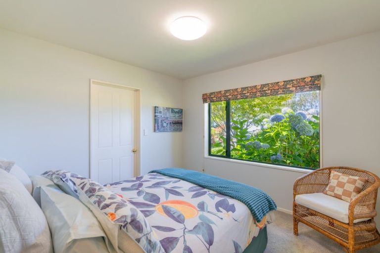 Photo of property in 132 Round Hill Road, Loburn, 7472